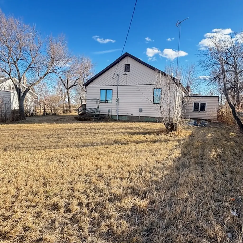 111 4th Street S Sunburst MT 59482