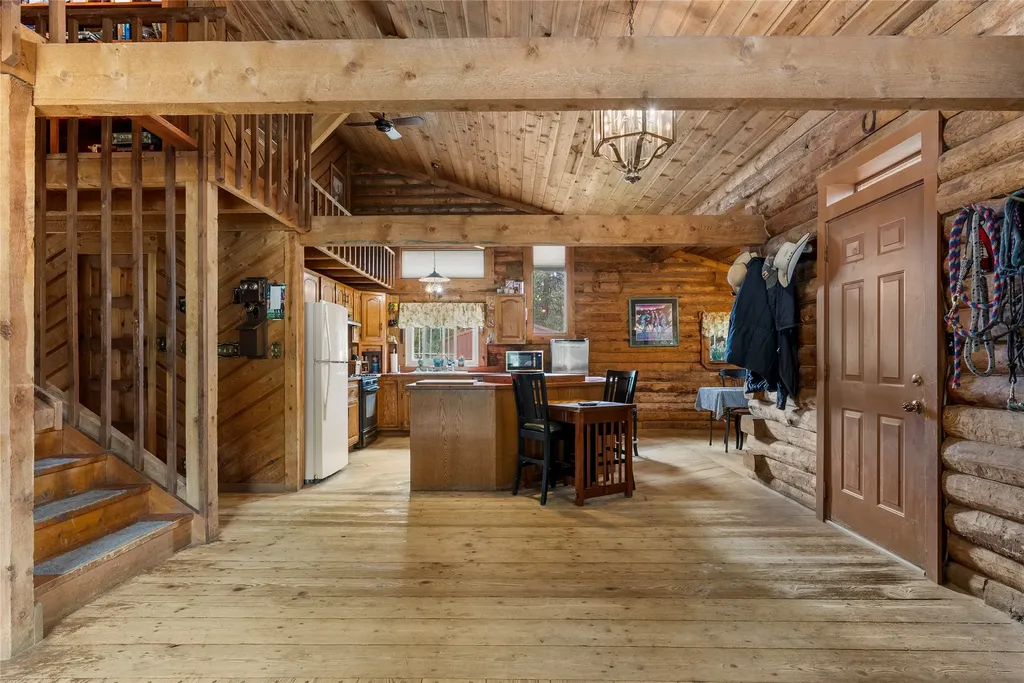 460 Moose Hollow Road Victor MT 59875