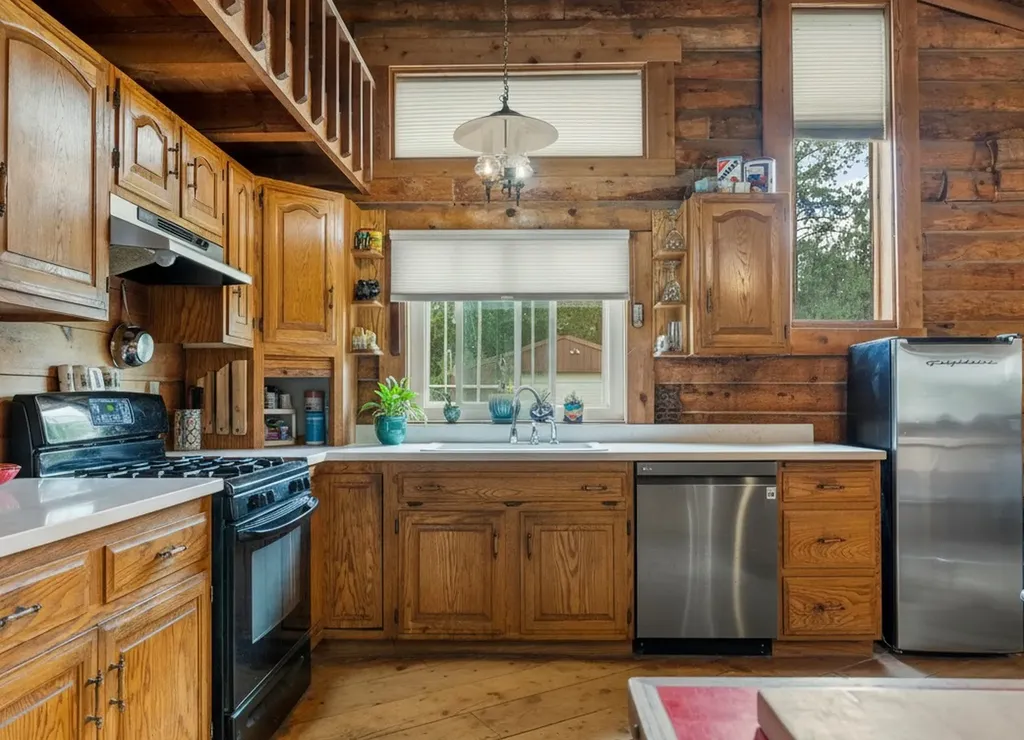 460 Moose Hollow Road Victor MT 59875