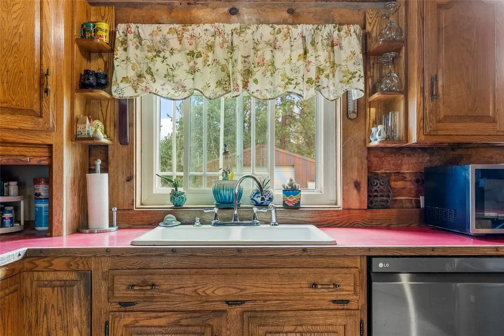 460 Moose Hollow Road Victor MT 59875