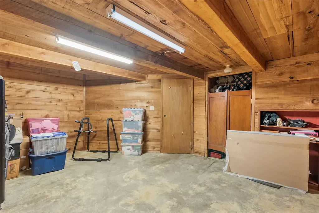 460 Moose Hollow Road Victor MT 59875