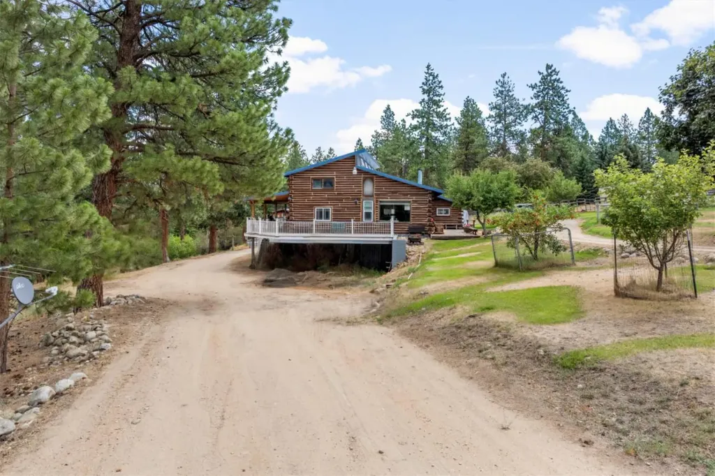 460 Moose Hollow Road Victor MT 59875
