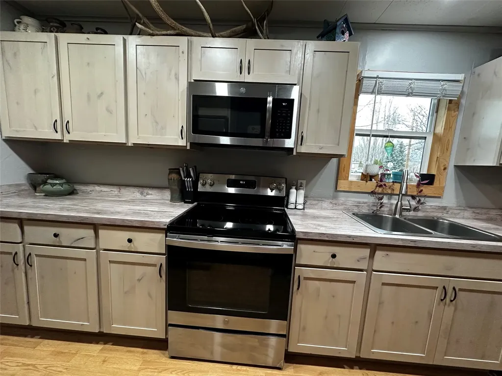 1010 7th Street W Kalispell MT 59901