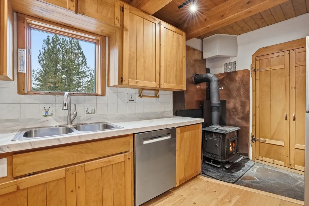 5394 Meadowlark Lane Florence MT 59833