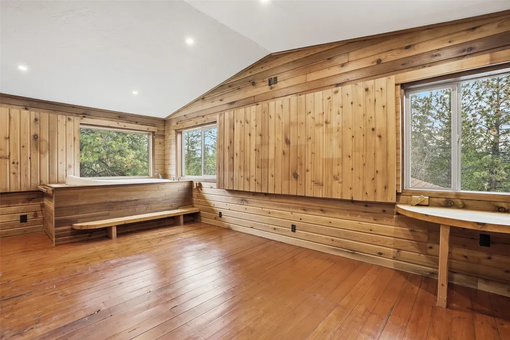 5394 Meadowlark Lane Florence MT 59833