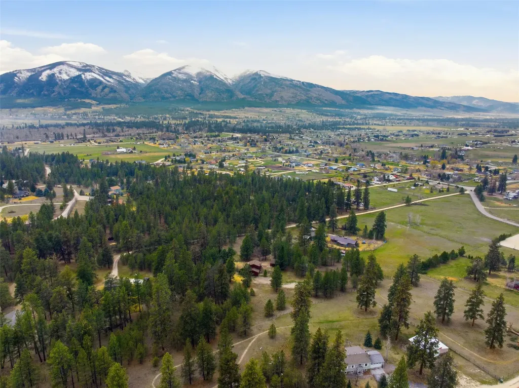 5394 Meadowlark Lane Florence MT 59833