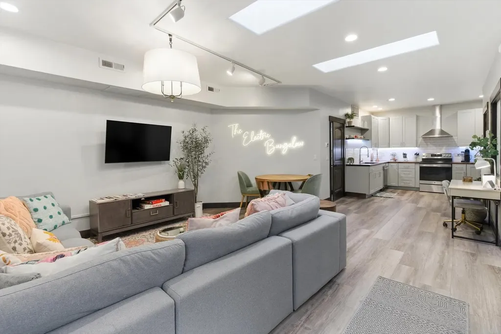 459 Electric Avenue Bigfork MT 59911