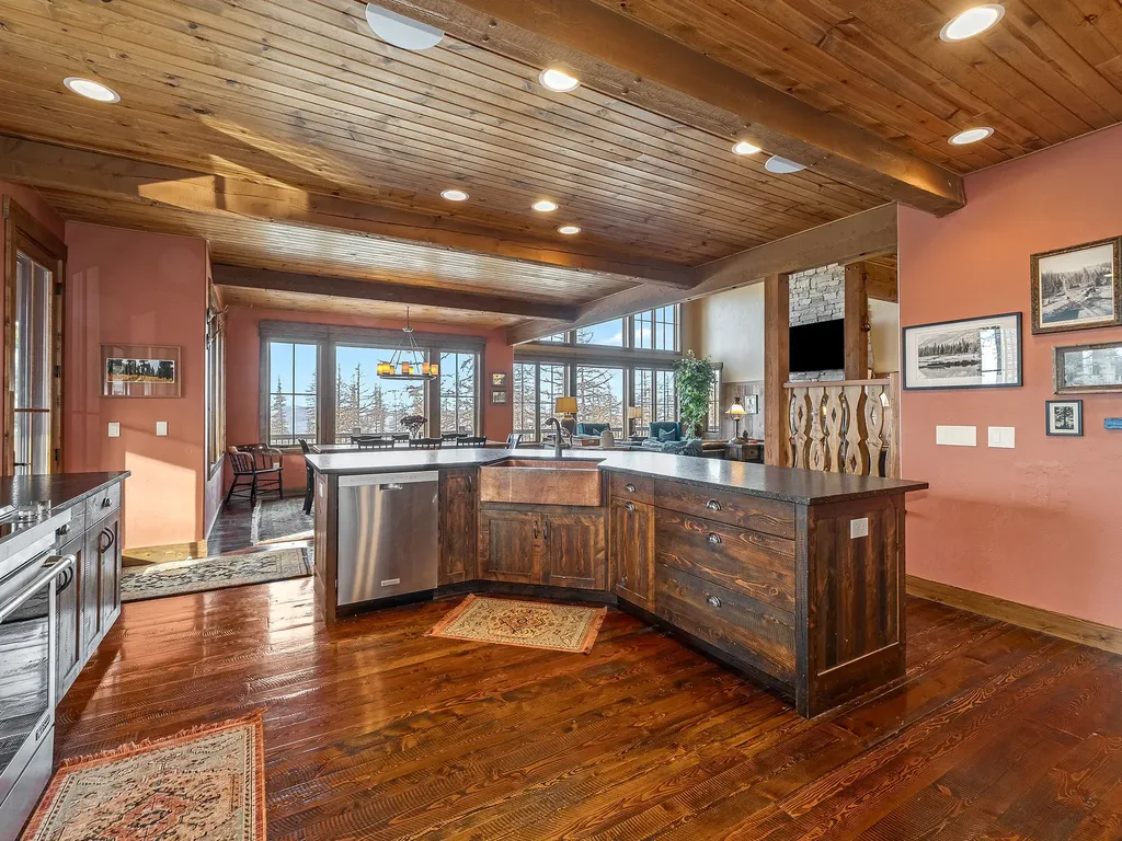 317 Elk Highlands Drive Whitefish MT 59937