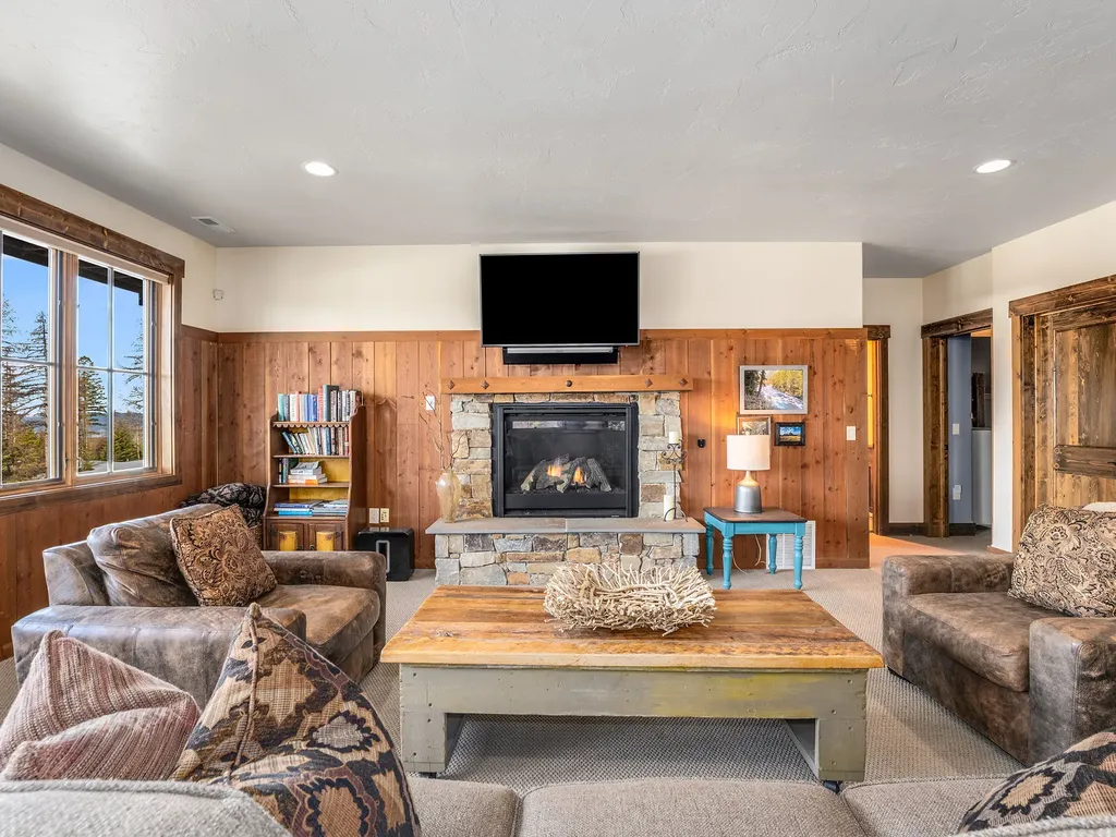 317 Elk Highlands Drive Whitefish MT 59937