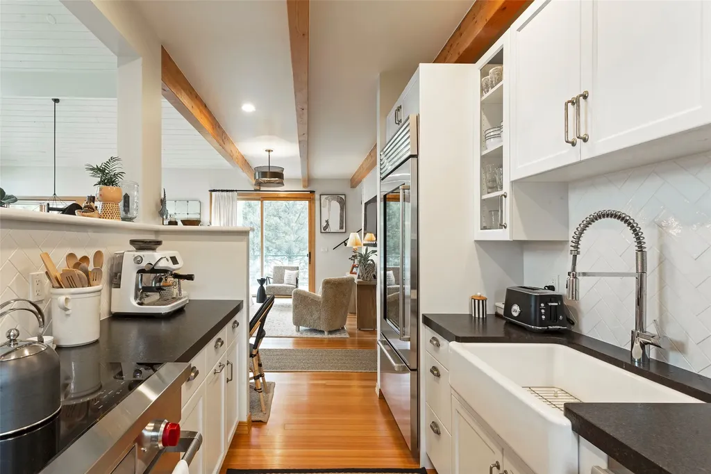 14833 Sunburst Drive Bigfork MT 59911