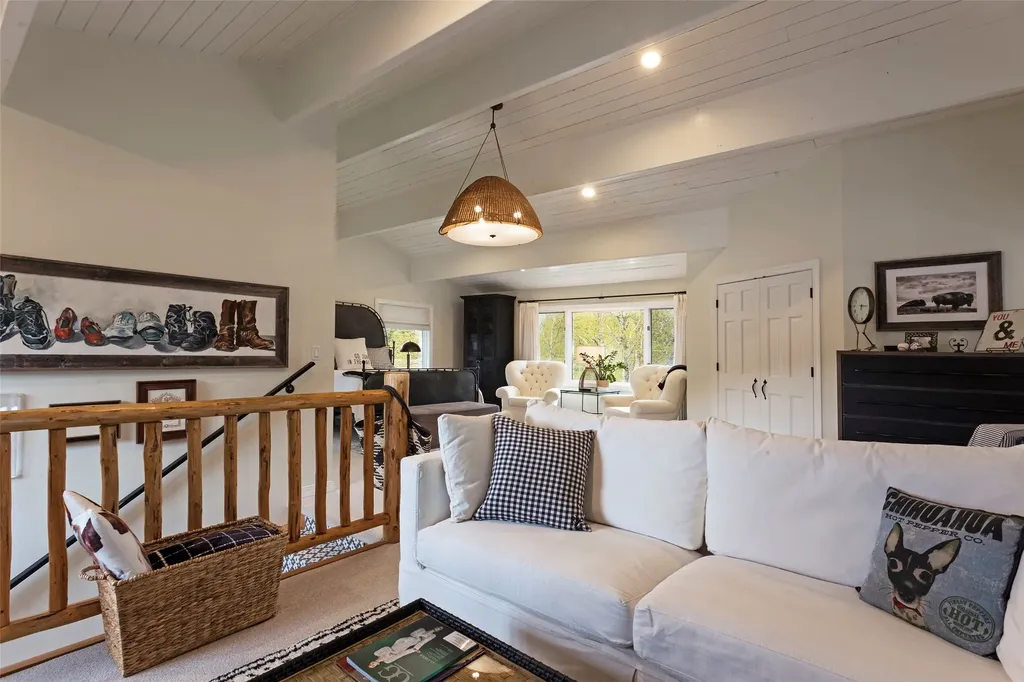 14833 Sunburst Drive Bigfork MT 59911