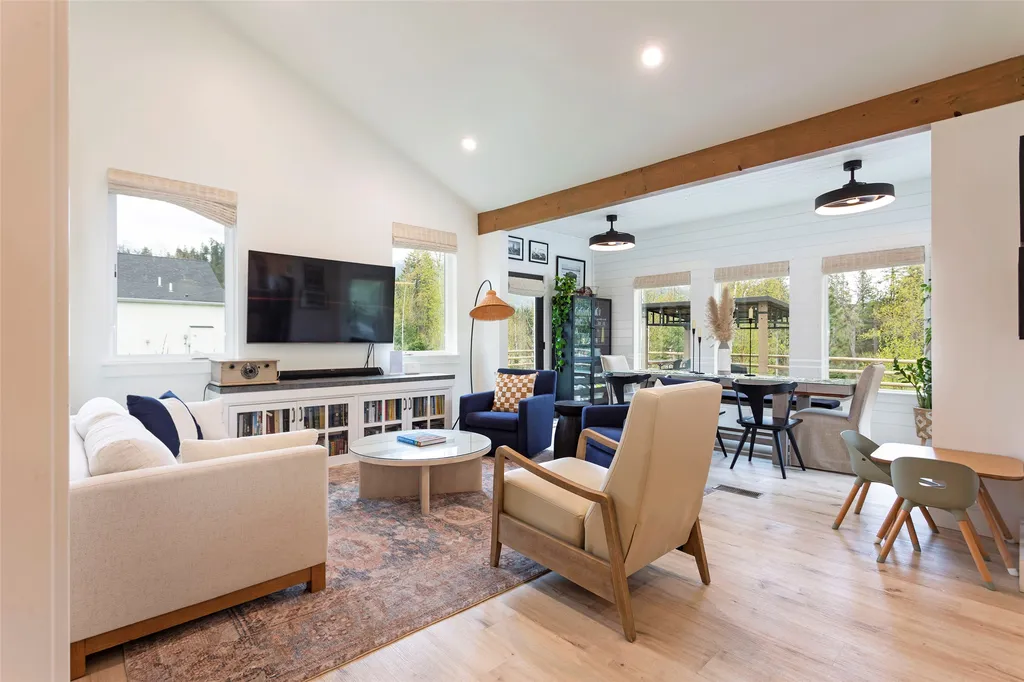 14833 Sunburst Drive Bigfork MT 59911