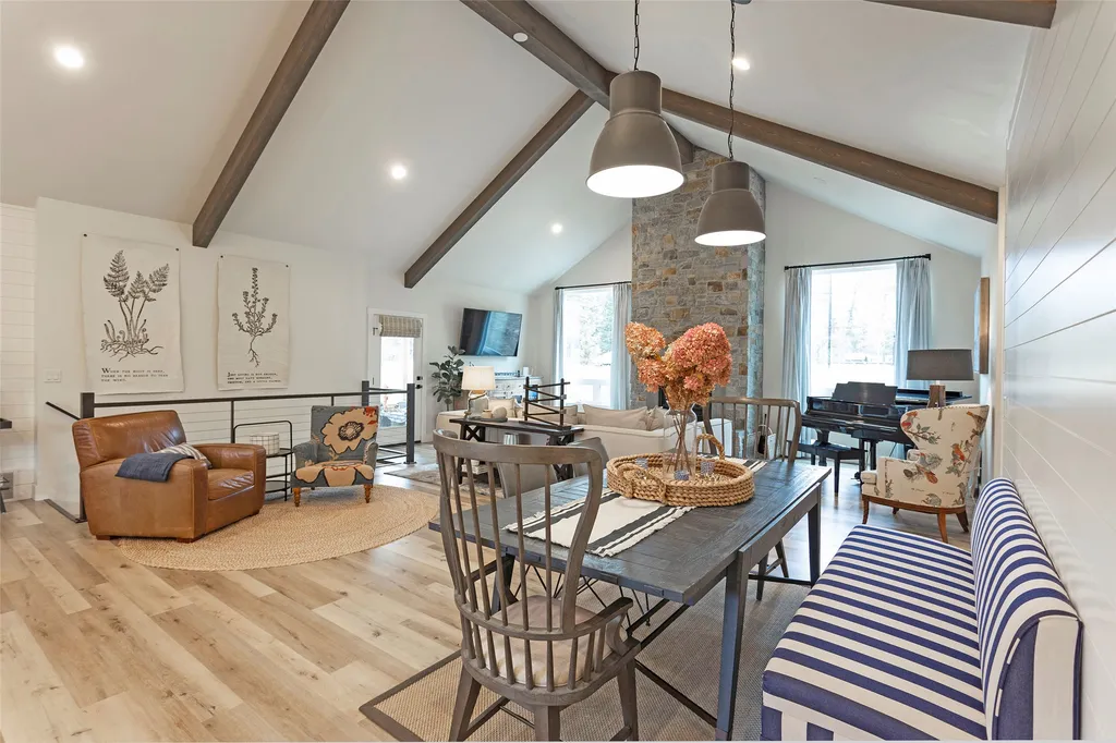 14833 Sunburst Drive Bigfork MT 59911