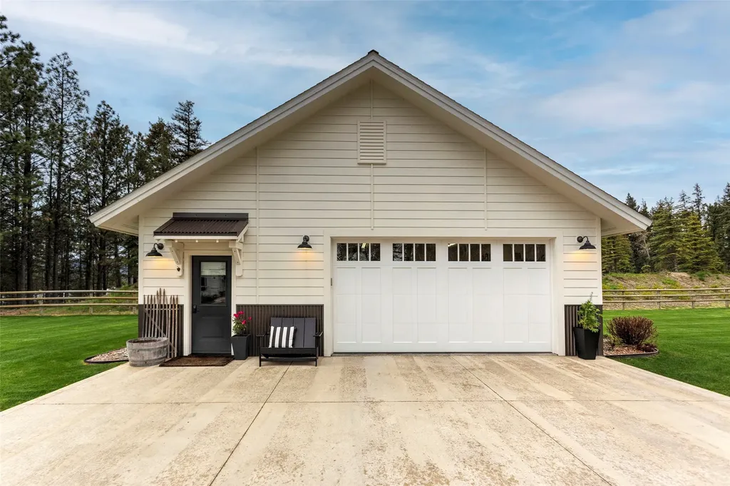 14833 Sunburst Drive Bigfork MT 59911