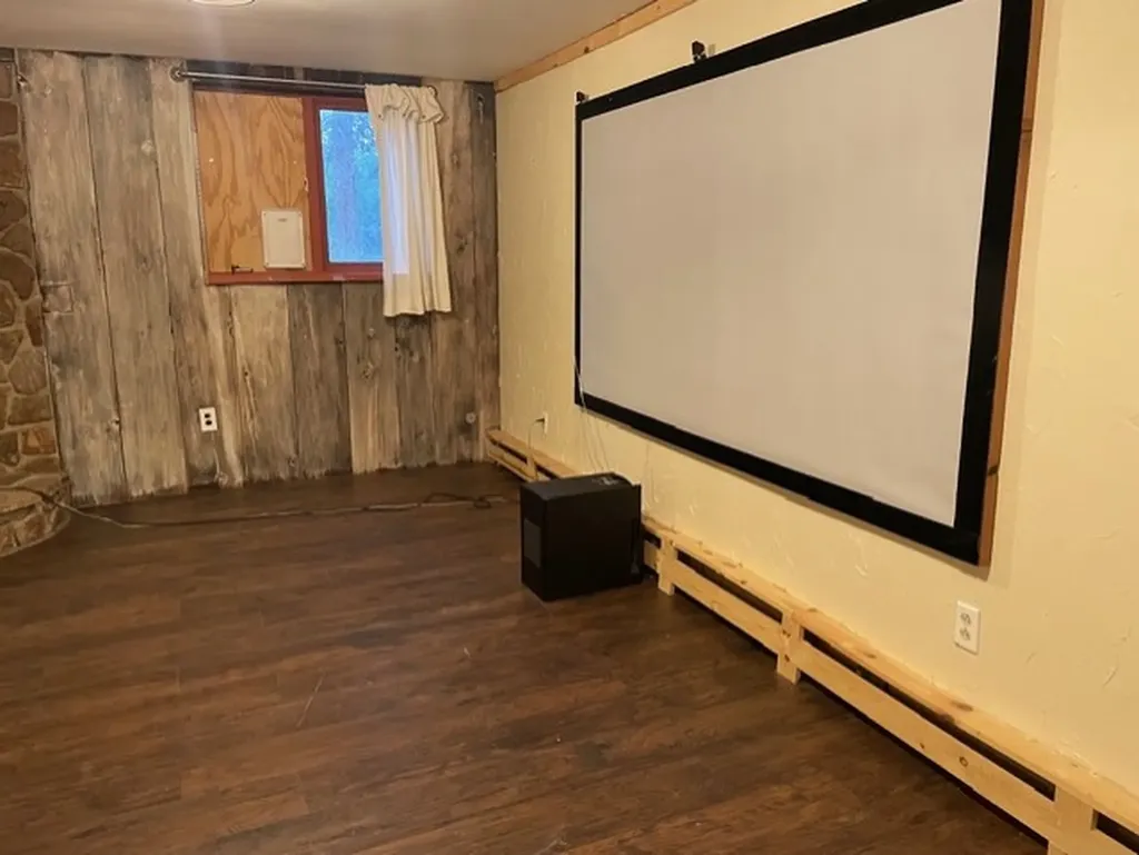 28 Pinecrest Loop Clancy MT 59634