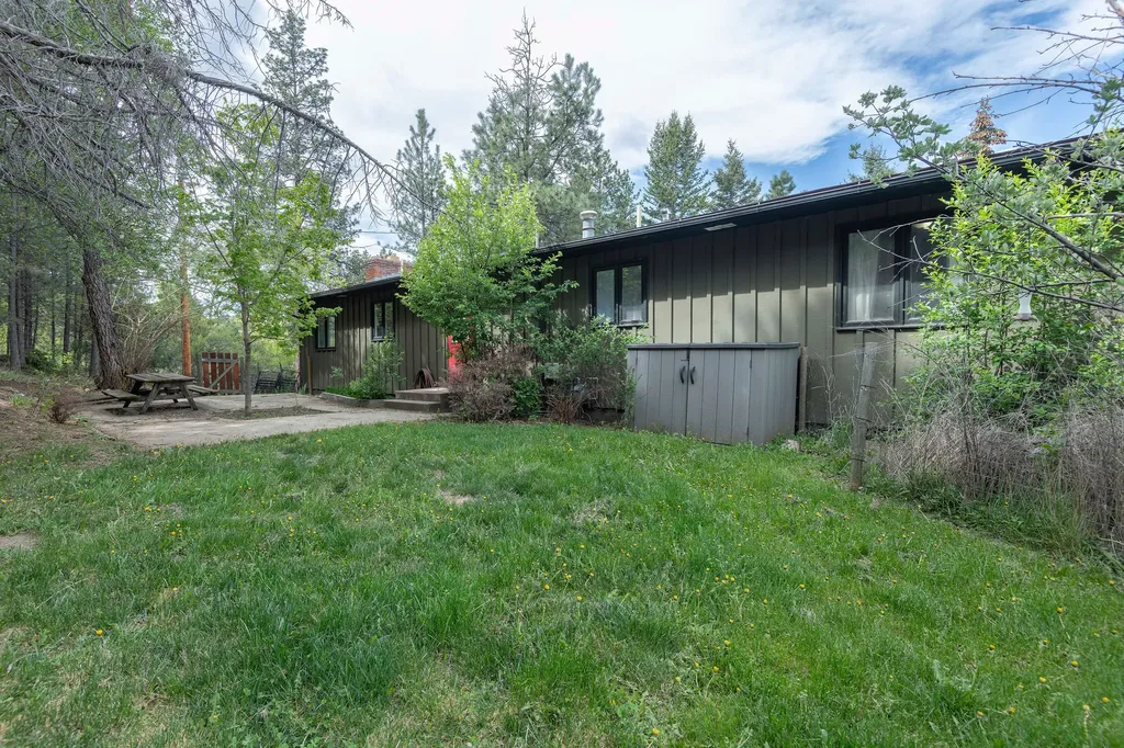 28 Pinecrest Loop Clancy MT 59634
