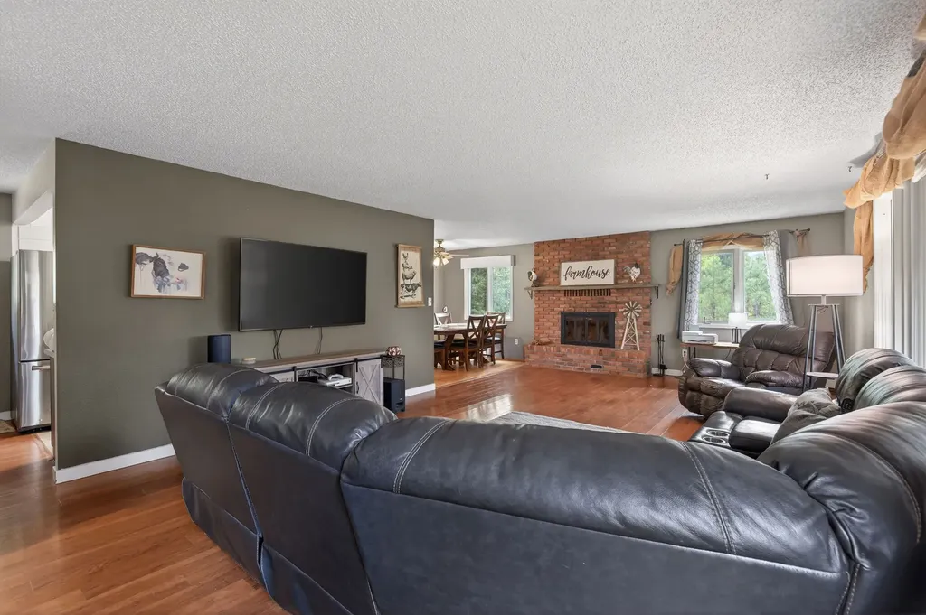 28 Pinecrest Loop Clancy MT 59634