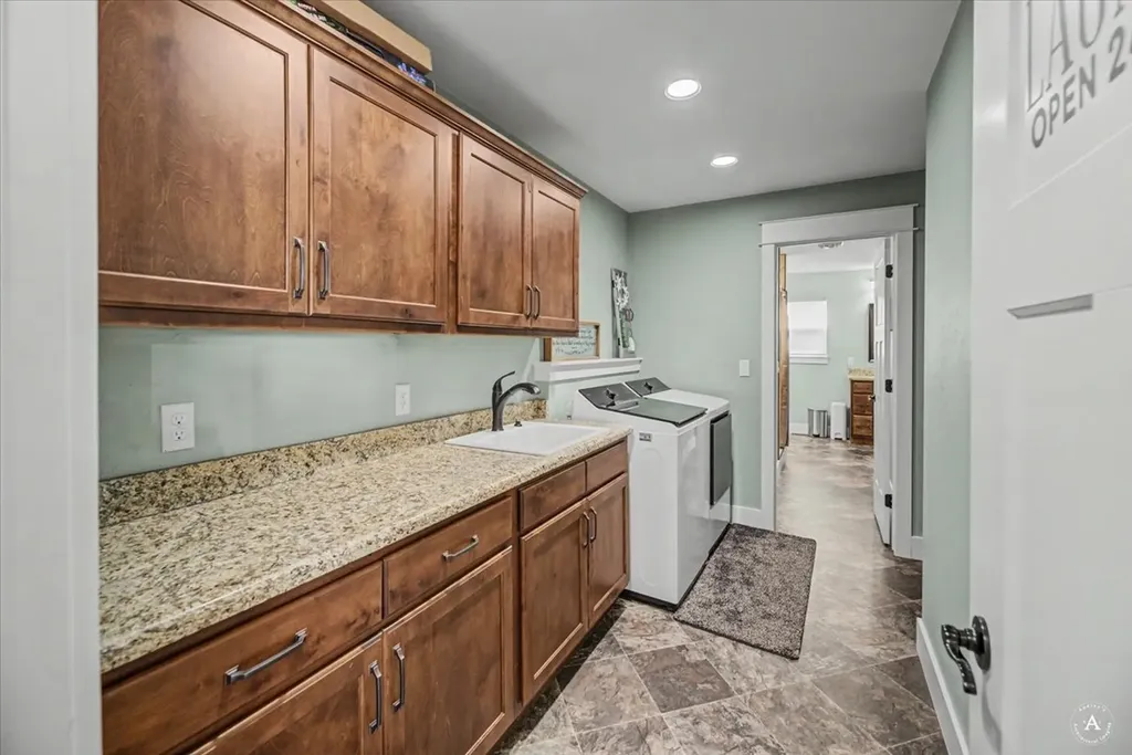 2978 Arendelle Road East Helena MT 59635