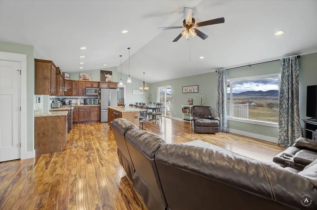 2978 Arendelle Road East Helena MT 59635