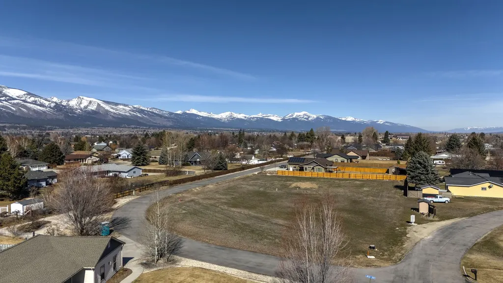 135 Joncar Court Hamilton MT 59840