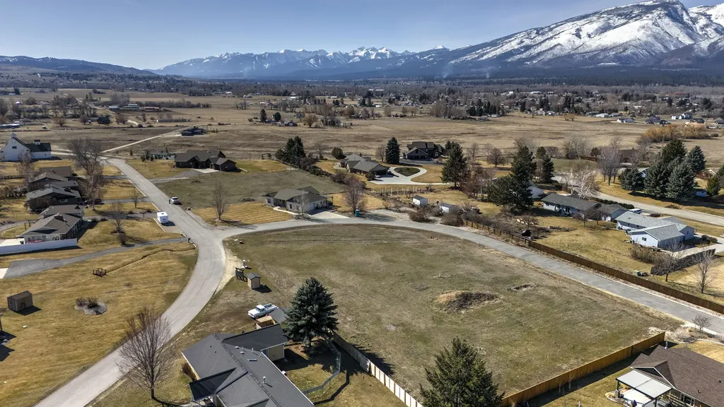 135 Joncar Court Hamilton MT 59840