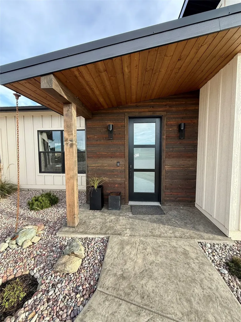 38140 Valley Hills Lane Polson MT 59860