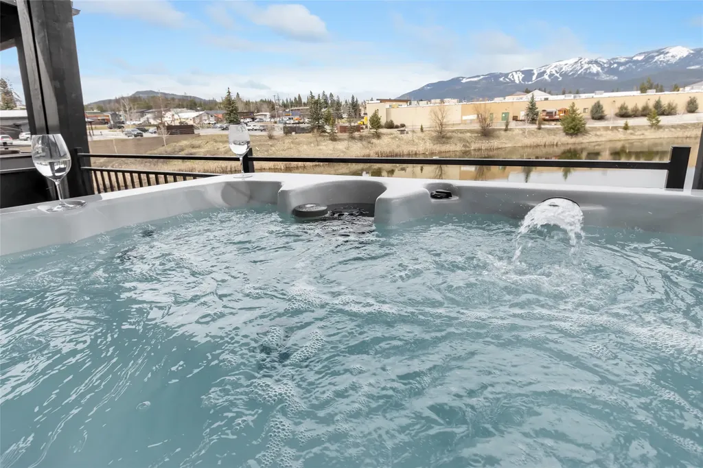 311 Akers Lane Whitefish MT 59937