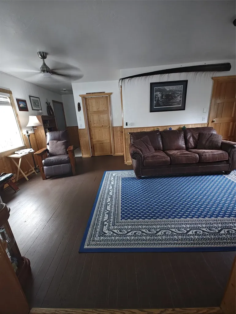 206 4th Avenue SW Choteau MT 59422