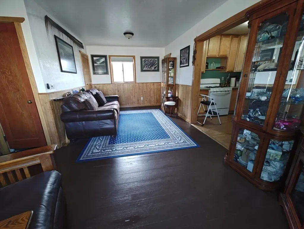 206 4th Avenue SW Choteau MT 59422