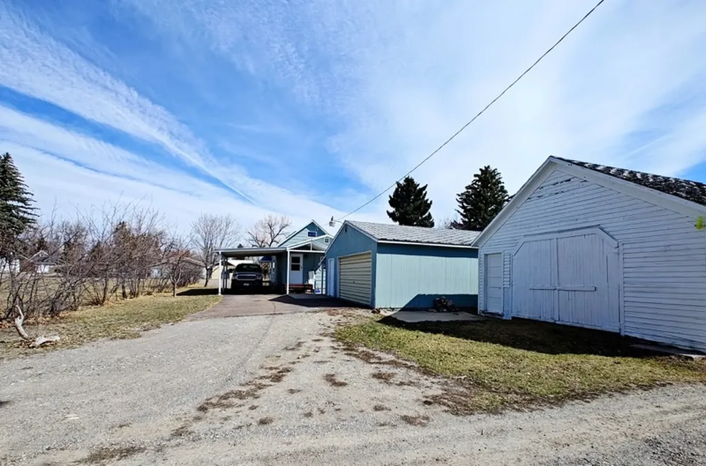 206 4th Avenue SW Choteau MT 59422