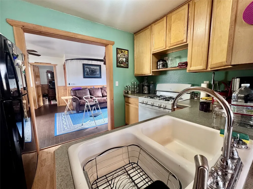 206 4th Avenue SW Choteau MT 59422