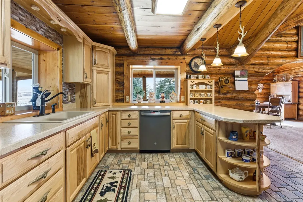 184 Lone Fox Trail Kalispell MT 59901