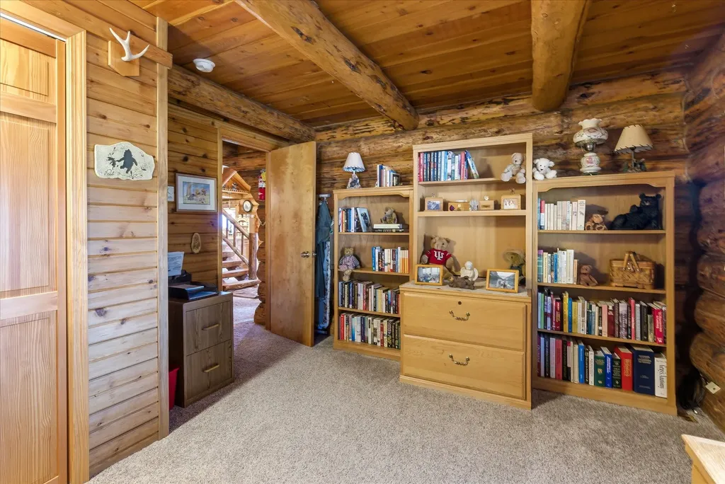 184 Lone Fox Trail Kalispell MT 59901