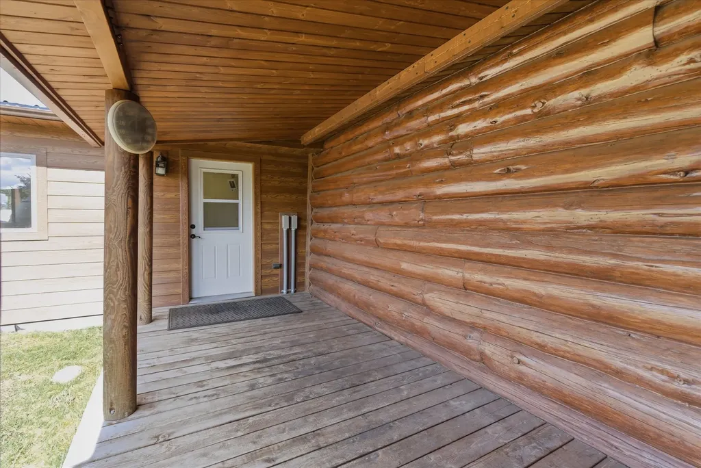 184 Lone Fox Trail Kalispell MT 59901