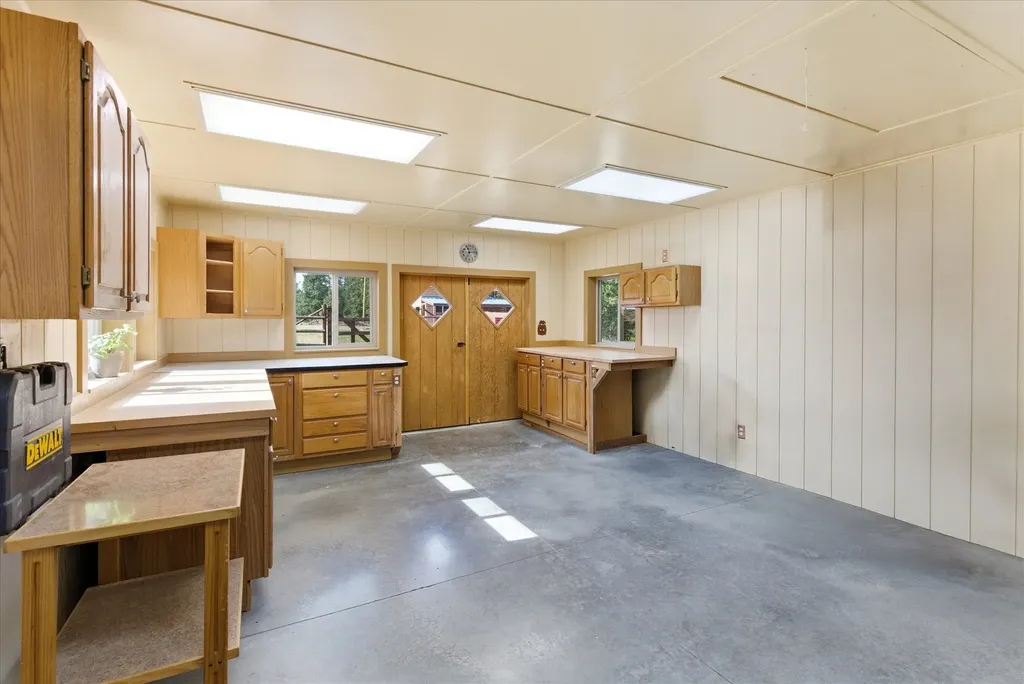 184 Lone Fox Trail Kalispell MT 59901