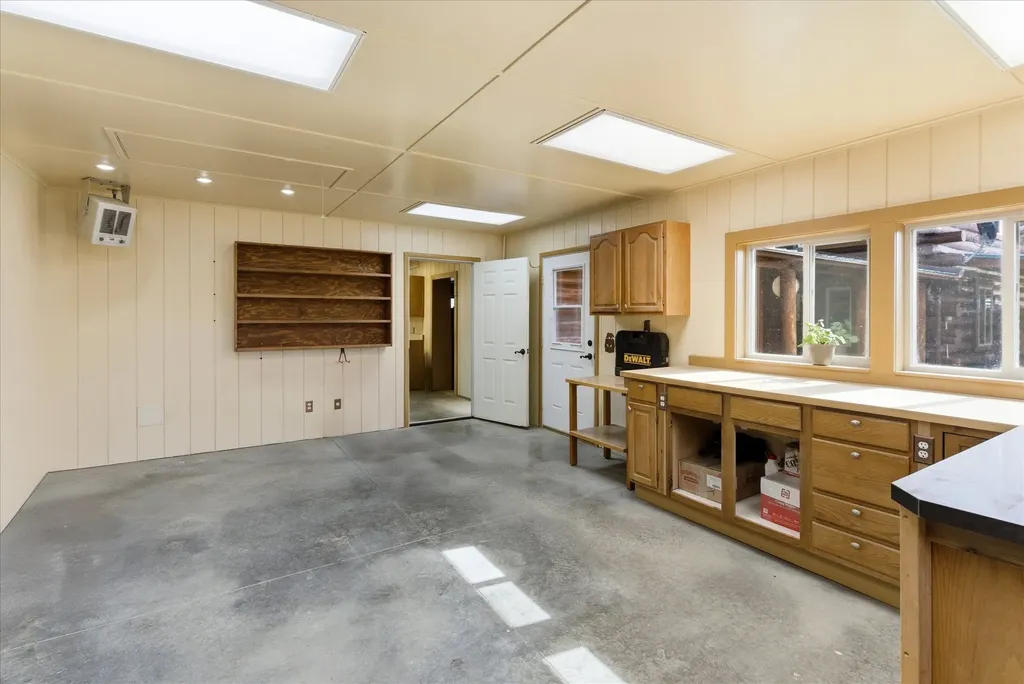 184 Lone Fox Trail Kalispell MT 59901