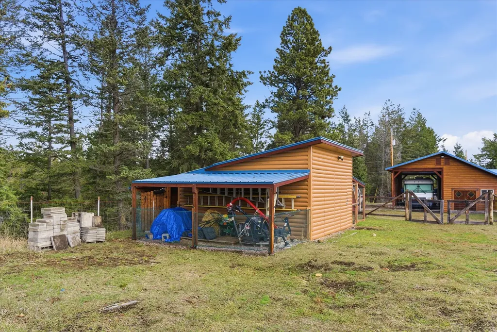 184 Lone Fox Trail Kalispell MT 59901