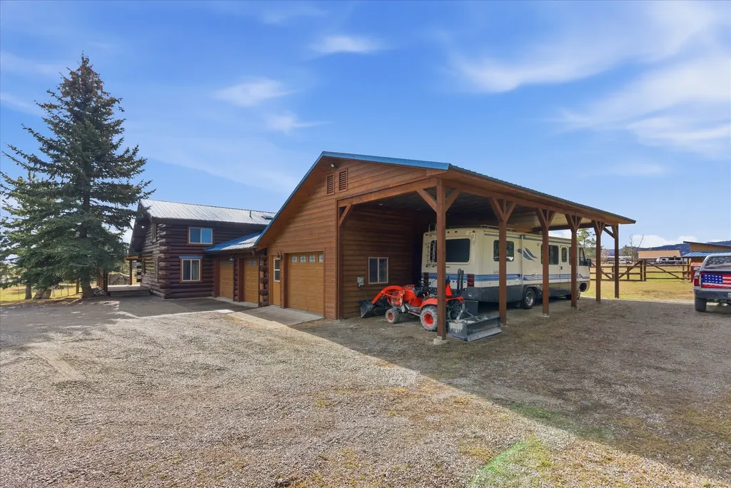 184 Lone Fox Trail Kalispell MT 59901