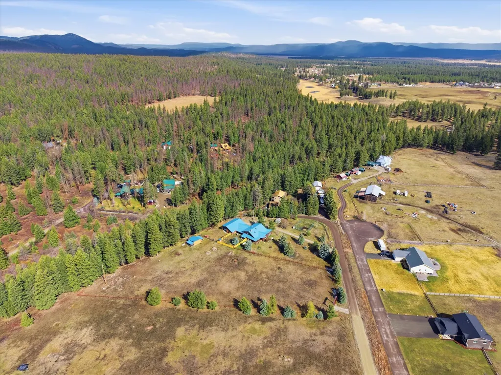 184 Lone Fox Trail Kalispell MT 59901