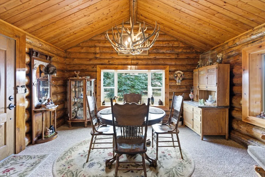 184 Lone Fox Trail Kalispell MT 59901
