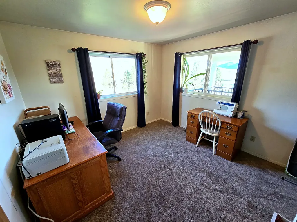 13 High Country Road Plains MT 59859