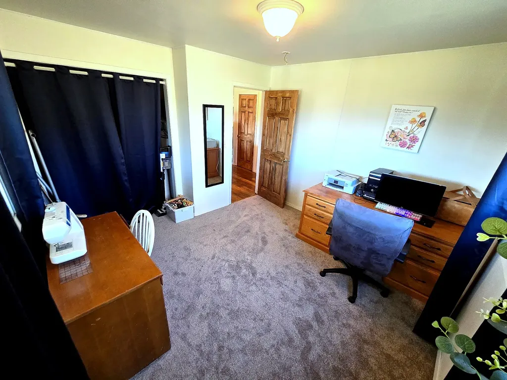 13 High Country Road Plains MT 59859