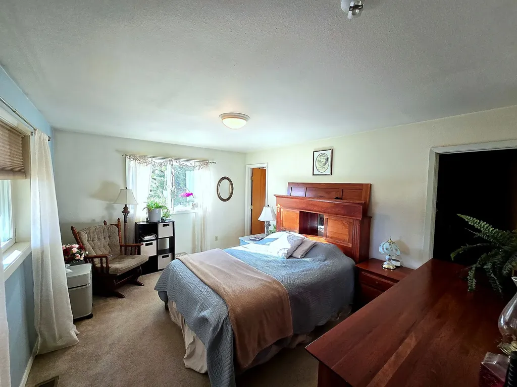 13 High Country Road Plains MT 59859