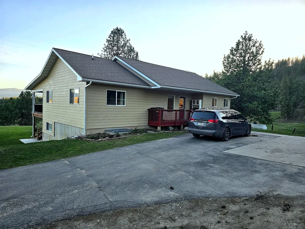 13 High Country Road Plains MT 59859