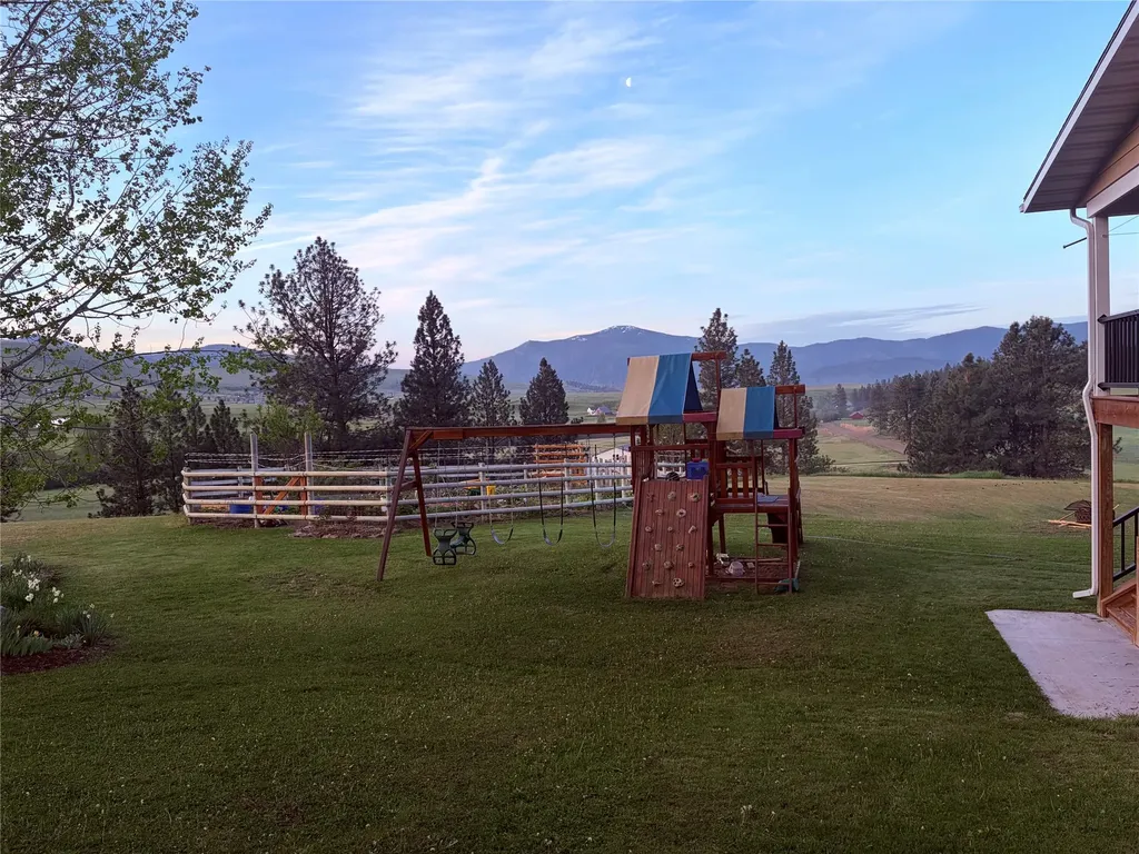 13 High Country Road Plains MT 59859