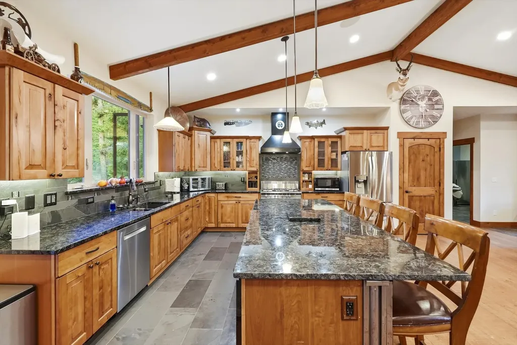 17718 Remount Road Huson MT 59846