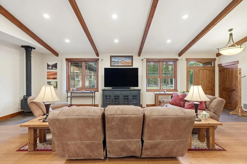 17718 Remount Road Huson MT 59846