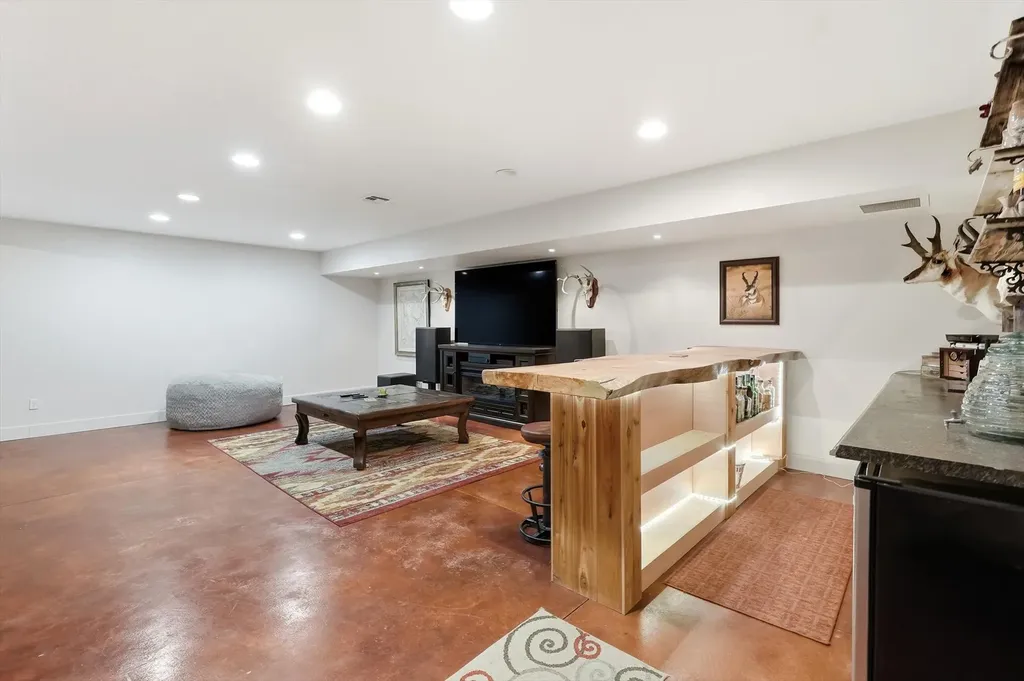 17718 Remount Road Huson MT 59846