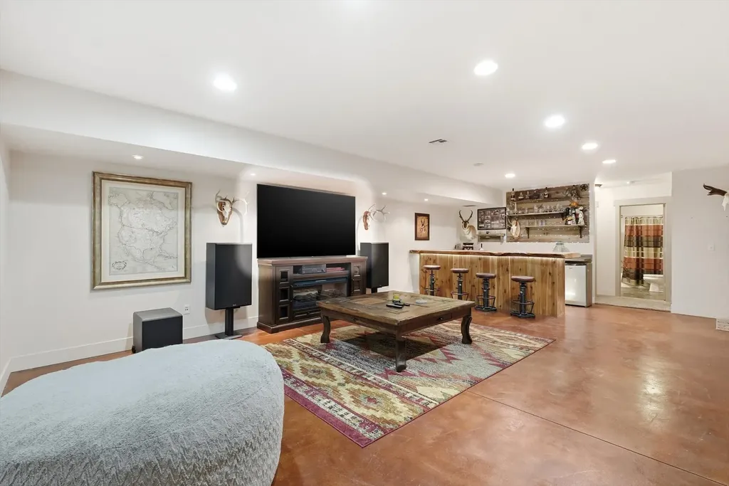 17718 Remount Road Huson MT 59846