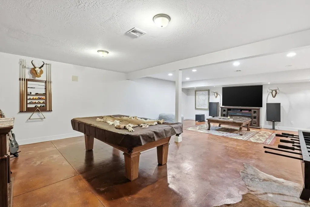 17718 Remount Road Huson MT 59846